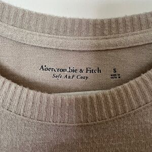 Abercrombie & Fitch Men's Crewneck Sweater - Light Taupe
